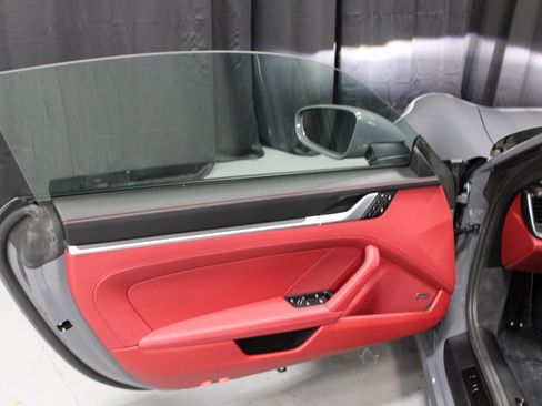 Used 2026 Porsche 911 Carrera 4 GTS image 12