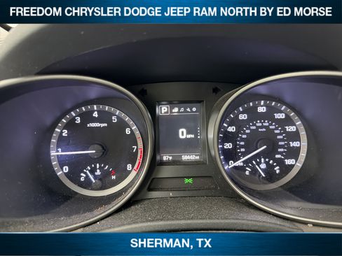 Used 2018 Hyundai Santa Fe SE FWD image 12