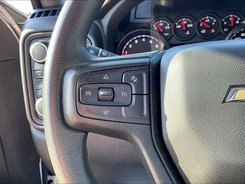 Used 2023 Chevrolet Silverado 1500 Custom AWD/4WD image 18