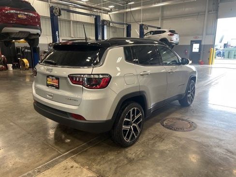 New 2025 Jeep Compass Limited w/ Sun & Sound Group image 7