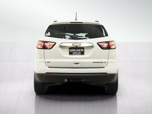 Used 2015 Chevrolet Traverse LT w/ Style and Technology Package AWD/4WD image 4