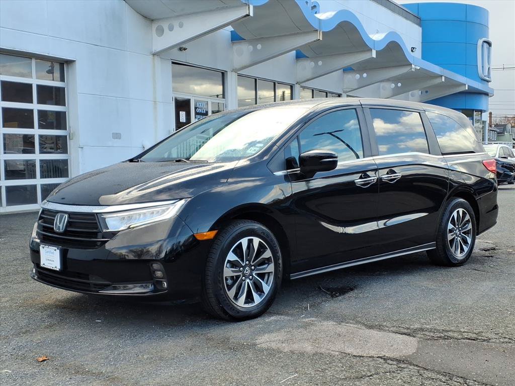 Used 2024 Honda Odyssey EX-L image 3