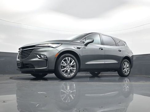 Used 2023 Buick Enclave Essence w/ Experience Buick Package AWD/4WD image 22