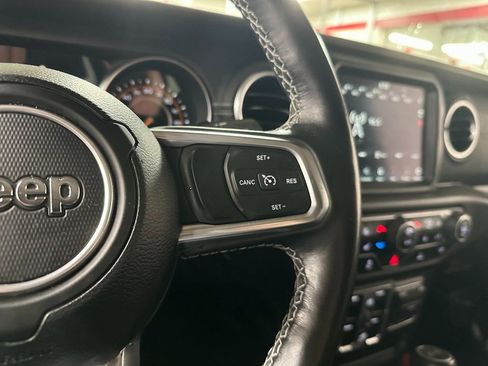 Certified 2023 Jeep Wrangler Sahara w/ Dual Top Group image 17