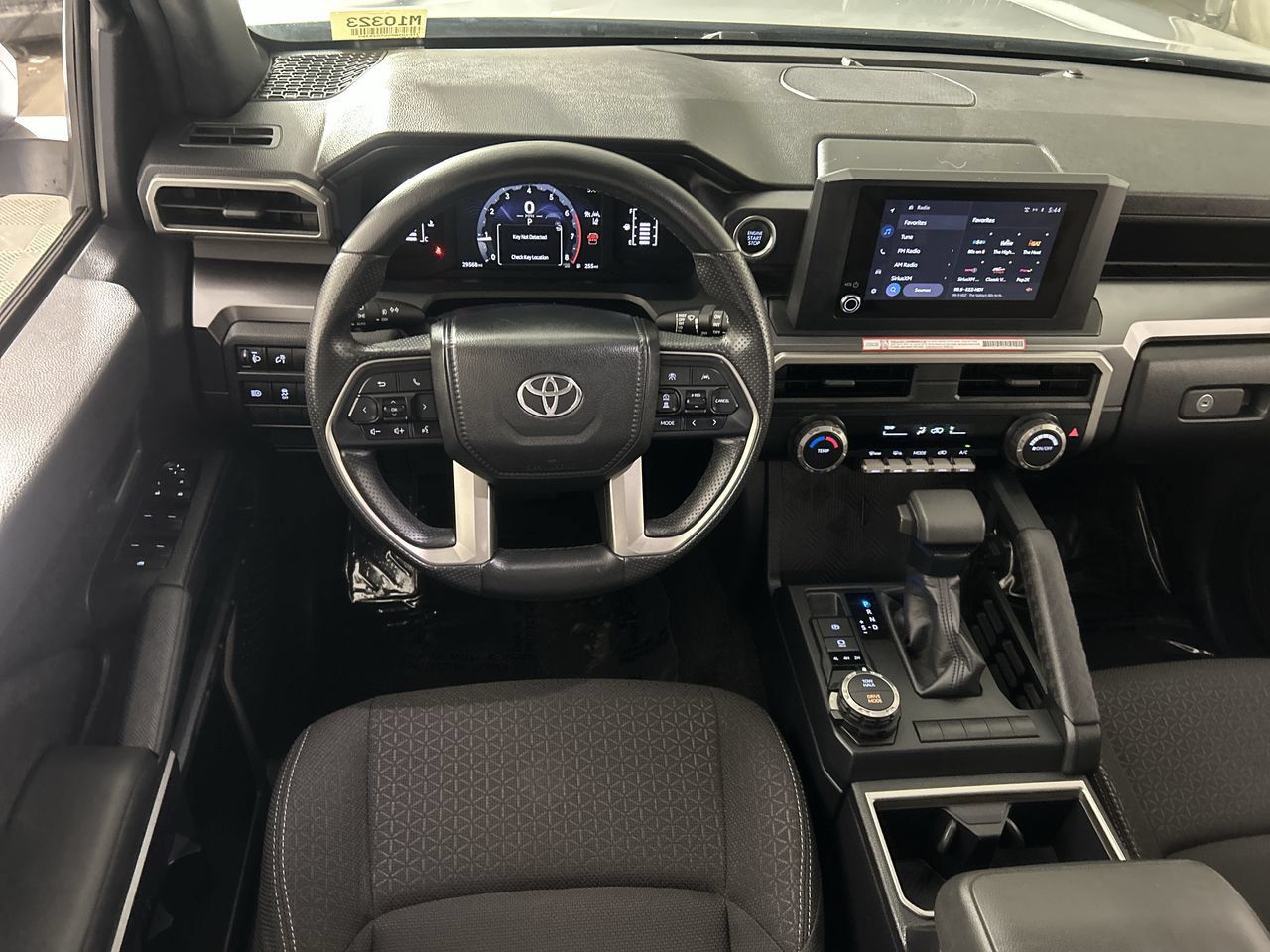 Used 2025 Toyota 4Runner SR5 AWD/4WD image 22