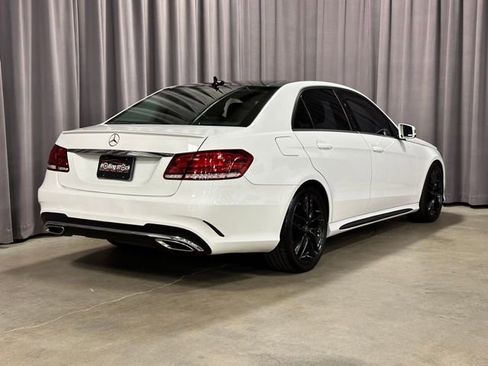 Used 2014 Mercedes-Benz E 250 BlueTEC 4MATIC Sedan image 5