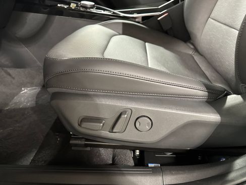 New 2026 Kia Niro Wave w/ Wave Preserve Package FWD image 14