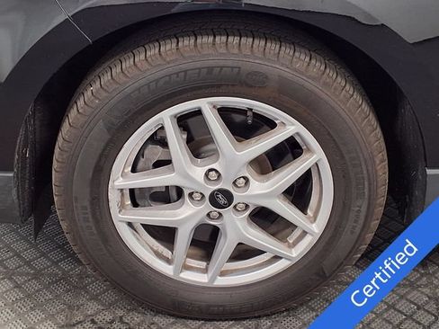 Used 2024 Ford Edge SEL AWD/4WD image 11