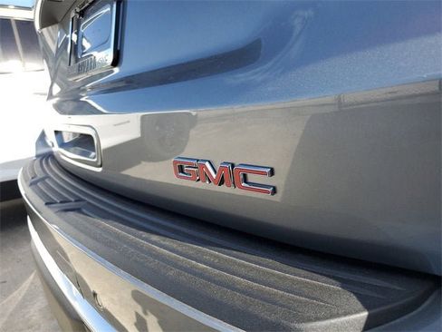 New 2026 GMC Yukon XL Denali w/ Sun & Power Step Package image 7