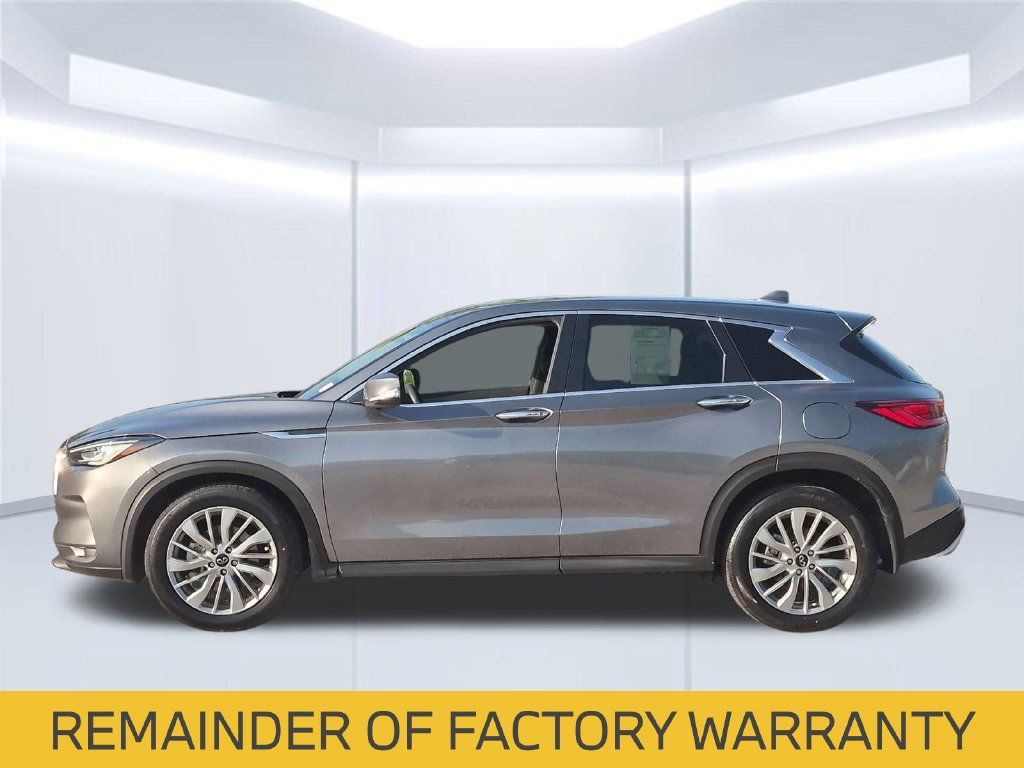 Used 2023 INFINITI QX50 Pure FWD image 2