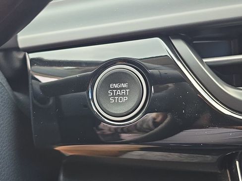 New 2026 Kia Seltos S FWD image 27