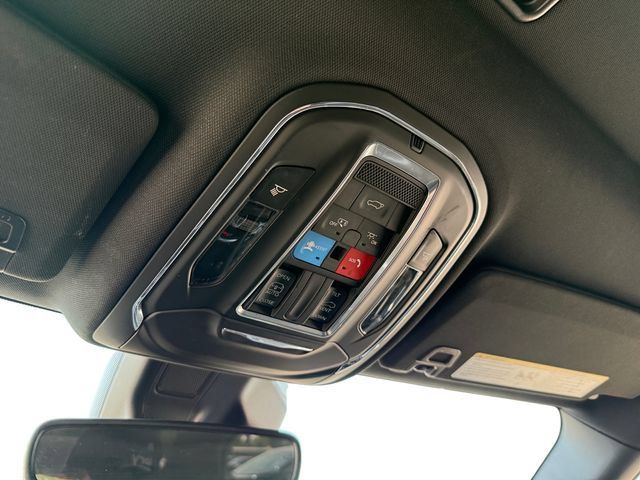 Used 2023 Jeep Grand Cherokee L Laredo AWD/4WD image 26