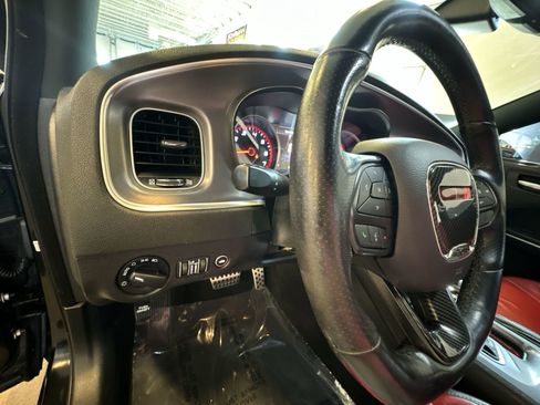 Used 2020 Dodge Charger Scat Pack image 12