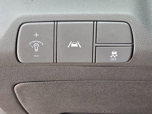 Used 2021 Hyundai Elantra SEL image 27