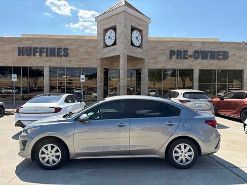 Used 2022 Kia Rio S FWD image 1