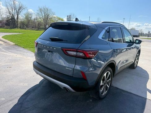 Certified 2023 Ford Escape Platinum image 9