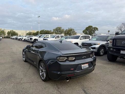 Used 2020 Chevrolet Camaro LT w/ RS Package RWD image 4