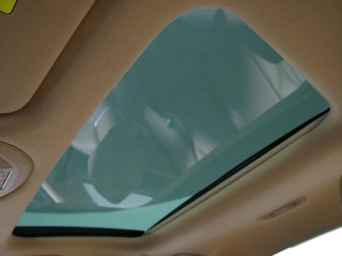 Used 2022 Genesis G70 2.0T w/ Prestige Package image 32