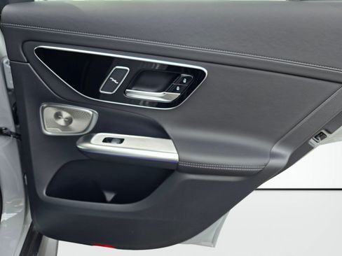 New 2027 Mercedes-Benz GLC 300 4MATIC image 23