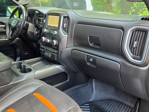 Used 2021 GMC Sierra 1500 AT4 w/ AT4 Premium Package AWD/4WD image 38