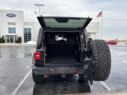 Used 2019 Jeep Wrangler Unlimited Rubicon image 17