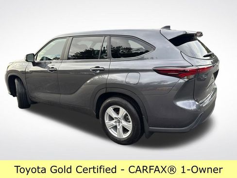 Certified 2024 Toyota Highlander LE image 3
