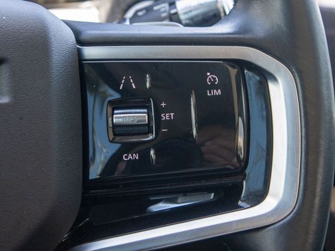 Used 2021 Land Rover Range Rover Velar S image 27