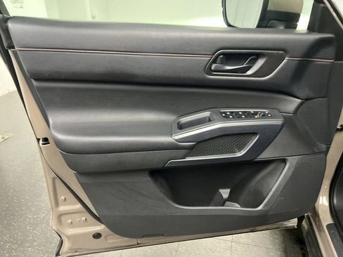 Used 2024 Nissan Pathfinder Rock Creek AWD/4WD image 21