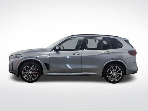Used 2026 BMW X5 M60i AWD/4WD image 3