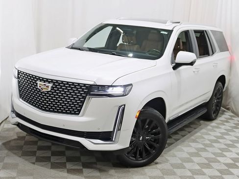 Used 2021 Cadillac Escalade Premium Luxury AWD/4WD image 5
