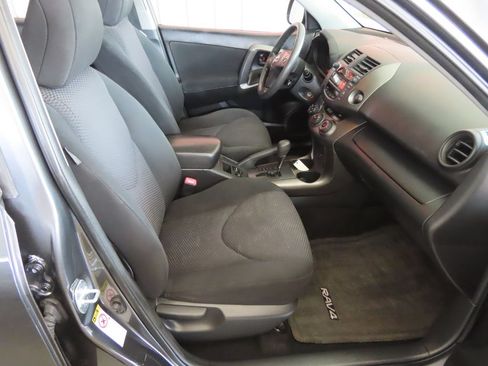 Used 2011 Toyota RAV4 Sport w/ Sport Extra Value Pkg AWD/4WD image 33