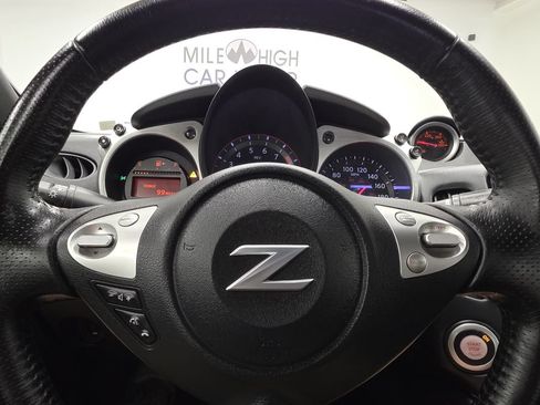 Used 2017 Nissan 370Z Coupe RWD image 26