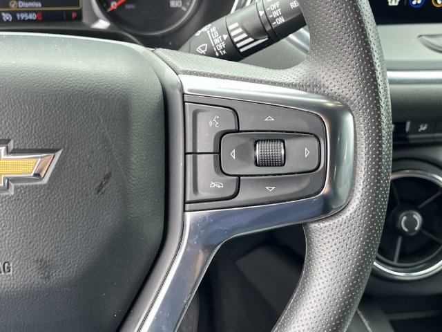 Used 2025 Chevrolet Blazer LT AWD/4WD image 29
