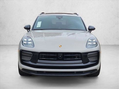 Used 2022 Porsche Macan GTS image 2