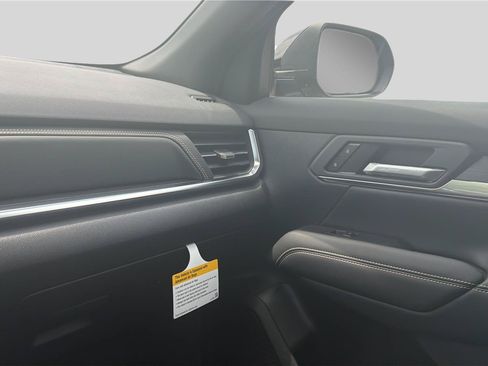 New 2026 GMC Terrain Elevation w/ Elevation Premium Package AWD/4WD image 12