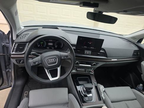 Used 2023 Audi Q5 e Prestige w/ Prestige Package AWD/4WD image 7