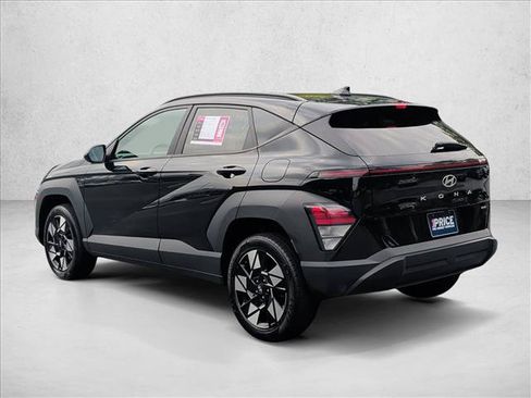 Used 2024 Hyundai Kona SEL AWD/4WD image 7