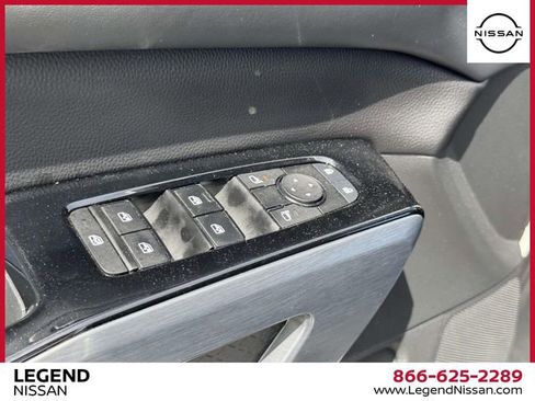 Used 2023 Nissan Pathfinder SL w/ SL Premium Package AWD/4WD image 15