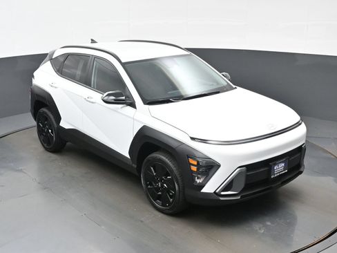 Certified 2026 Hyundai Kona SEL Sport AWD/4WD image 37