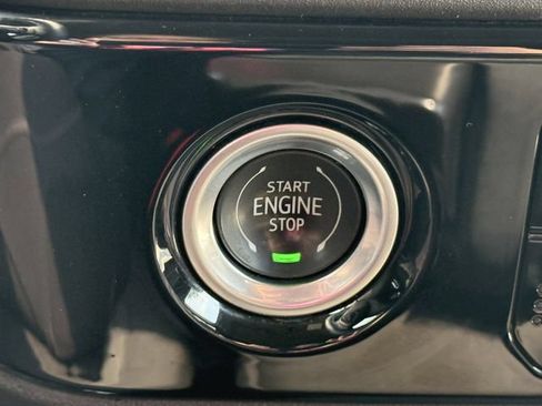 Used 2023 GMC Sierra 1500 Elevation w/ LPO, Elevation Black Package AWD/4WD image 16