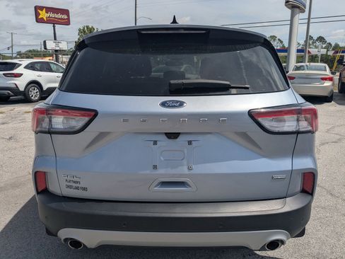 Certified 2022 Ford Escape SEL w/ Technology Package FWD image 5