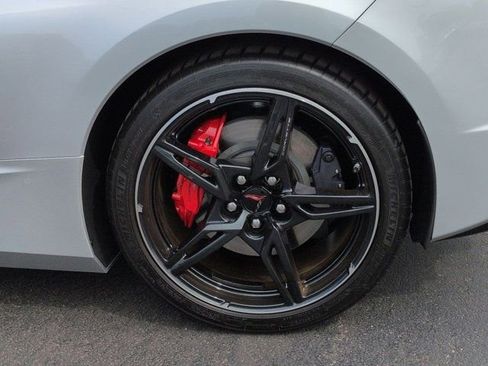Used 2020 Chevrolet Corvette Stingray Preferred Cpe w/ 2LT Preferred Equipment Group RWD image 7