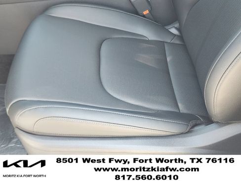 New 2026 Kia Sportage EX w/ EX Panorama Roof Package AWD/4WD image 17