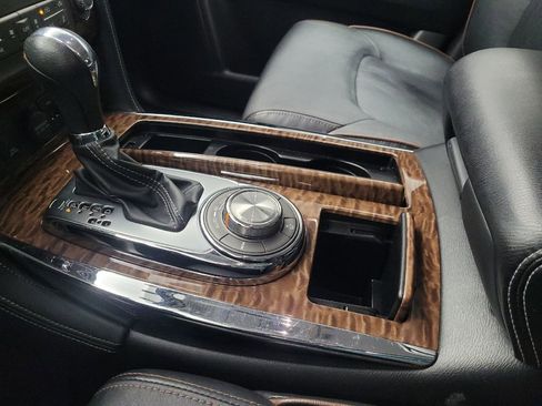 Used 2020 Nissan Armada SL w/ Premium Package image 26