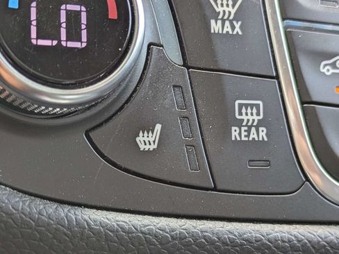 Used 2018 Chevrolet Equinox LT w/ Sun & Infotainment Package AWD/4WD image 23