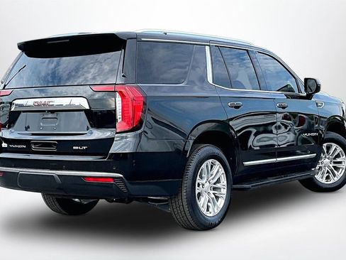 Used 2023 GMC Yukon SLT AWD/4WD image 6