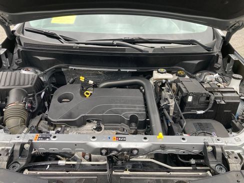 Used 2024 Chevrolet Equinox LT AWD/4WD image 35