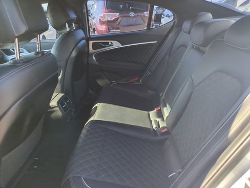 Used 2019 Genesis G70 2.0T Advanced w/ Sport Package image 22