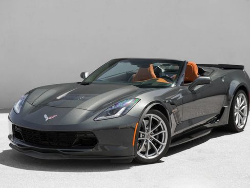 Used 2019 Chevrolet Corvette Grand Sport RWD image 7