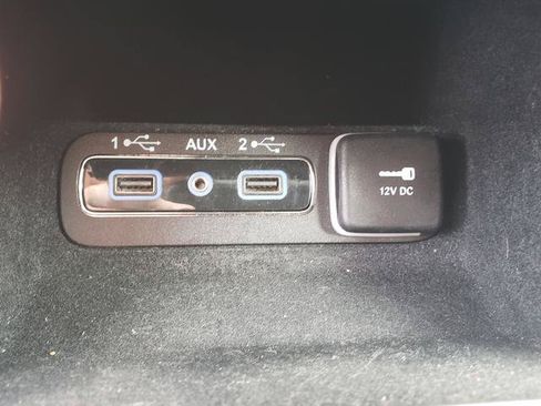 Used 2020 Jeep Grand Cherokee Limited w/ Luxury Group II AWD/4WD image 25